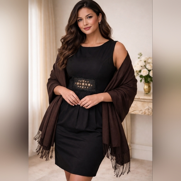 Simply Vera Vera Wang Dresses & Skirts - Simply Vera Vera Wang Black Embellished Dress Size 6, womens